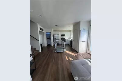 1017 NE 55th Street, Seattle, WA 98105 - Photo 7