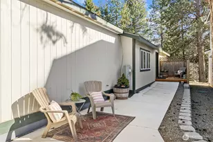 605 N Park St, Cle Elum, WA 98922 - Photo 1