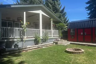 605 N Park St, Cle Elum, WA 98922 - Photo 29