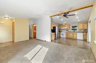 605 N Park St, Cle Elum, WA 98922 - Photo 7