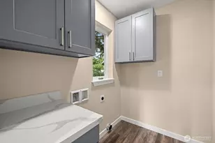 6419 Ellis Ave S, Seattle, WA 98108 - Photo 13