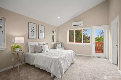 6419 Ellis Avenue S, Seattle, WA 98108 - Photo 21