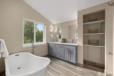 6419 Ellis Avenue S, Seattle, WA 98108 - Photo 25