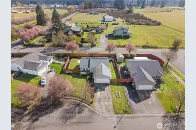 9012 Lealan Court SE, Yelm, WA 98597 - Photo 5