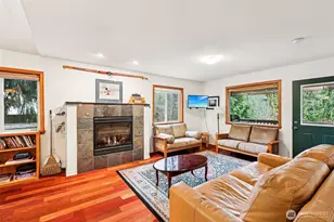 11062 Whistler Ln, Deming, WA 98244 - Photo 3