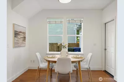 24213 SE 21st Street, Sammamish, WA 98075 - Photo 5