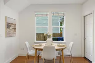 24213 SE 21st St, Sammamish, WA 98075 - Photo 5