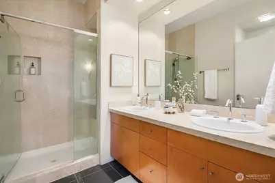 1188 106th Avenue NE #430, Bellevue, WA 98004 - Photo 19