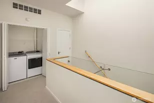 1188 106th Ave NE, Bellevue, WA 98004 - Photo 15