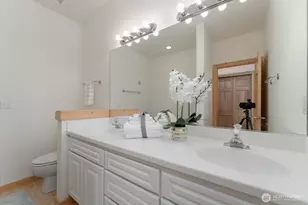 1606 S Lakeshore Rd, Chelan, WA 98816 - Photo 17