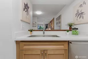 14555 NE 32nd St, Bellevue, WA 98007 - Photo 7