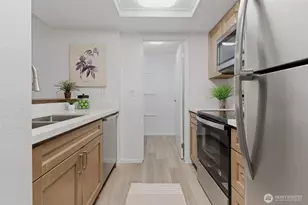 14555 NE 32nd St, Bellevue, WA 98007 - Photo 5