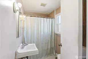 626 Highland Dr, Wenatchee, WA 98801 - Photo 11