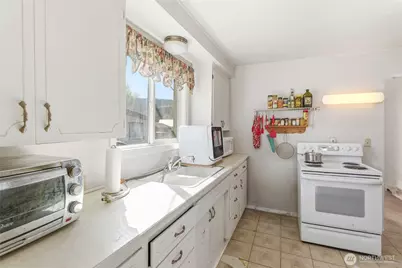 626 Highland Drive, Wenatchee, WA 98801 - Photo 5