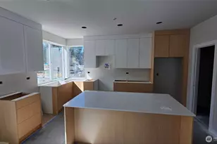 18000 C 10th Ave NE, Shoreline, WA 98155 - Photo 3