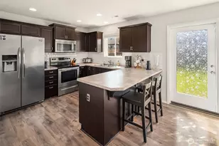 10502 189th St E, Puyallup, WA 98374 - Photo 9