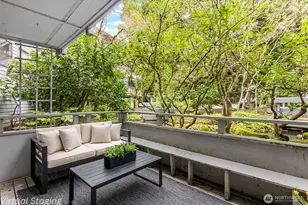 7930 SE 34th St, Mercer Island, WA 98040 - Photo 1
