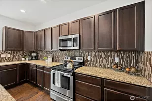 11411 Ashton Ave E, Bonney Lake, WA 98391 - Photo 19