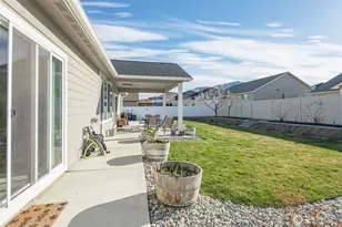 479 Sunny Brooke Ln, Chelan, WA 98816 - Photo 7