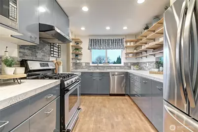 9425 NE 181st Lane, Bothell, WA 98011 - Photo 9