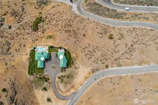 335 Henderson Rd, Chelan, WA 98816 - Photo 35