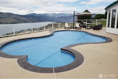 335 Henderson Road, Chelan, WA 98816 - Photo 3