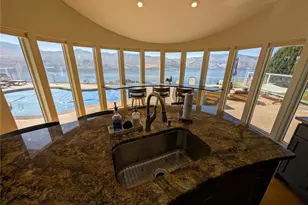 335 Henderson Rd, Chelan, WA 98816 - Photo 13