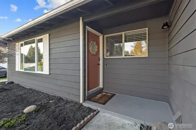 10009 161st Avenue NE, Redmond, WA 98052 - Photo 5