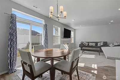 212 Royal Palm Drive, Moses Lake, WA 98837 - Photo 9