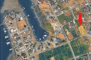 5180 NE Cedar Ln, Hansville, WA 98340 - Photo 1