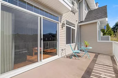 23120 SE Black Nugget Road #E1, Issaquah, WA 98029 - Photo 31