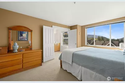23120 SE Black Nugget Road #E1, Issaquah, WA 98029 - Photo 17