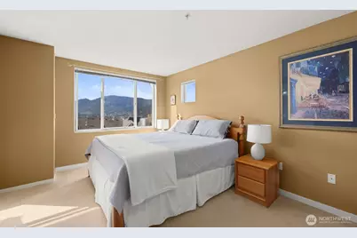 23120 SE Black Nugget Road #E1, Issaquah, WA 98029 - Photo 17