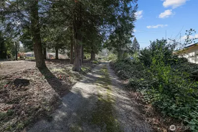 1679 Miracle Mile Drive E, Port Orchard, WA 98366 - Photo 27