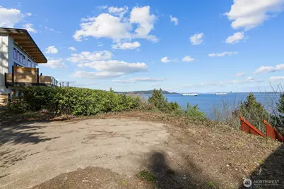 1679 Miracle Mile Drive E, Port Orchard, WA 98366 - Photo 13