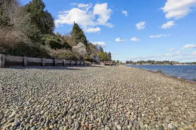 1679 Miracle Mile Drive E, Port Orchard, WA 98366 - Photo 17