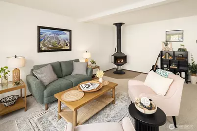 1612 33rd Street #104, Everett, WA 98201 - Photo 5