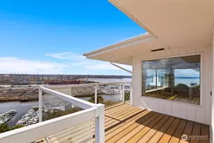 1242 /1244 Browns Point Blvd, Tacoma, WA 98422 - Photo 11