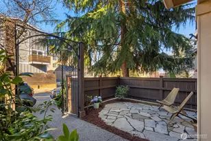739 N 94th St, Seattle, WA 98103 - Photo 27