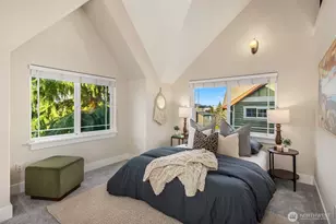 739 N 94th St, Seattle, WA 98103 - Photo 9