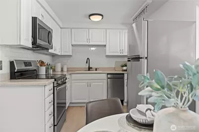 5603 225th Street SW, Mountlake Terrace, WA 98043 - Photo 13