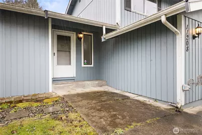 11208 148th Street E, Puyallup, WA 98374 - Photo 3