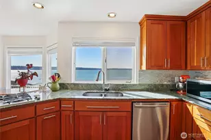 6412 East Side Dr NE, Tacoma, WA 98422 - Photo 17