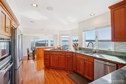 6412 E Side Drive NE #S, Tacoma, WA 98422 - Photo 13