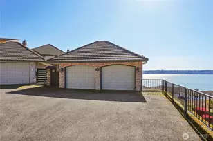 6412 East Side Dr NE, Tacoma, WA 98422 - Photo 3