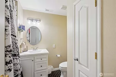 6412 E Side Drive NE #S, Tacoma, WA 98422 - Photo 33