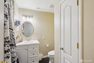 6412 East Side Dr NE, Tacoma, WA 98422 - Photo 33