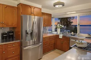 727 SW 199th Pl, Normandy Park, WA 98166 - Photo 15