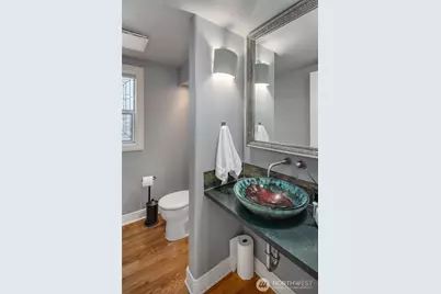 8418 Island Drive S, Seattle, WA 98118 - Photo 19