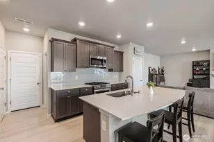 4384 Acacia Ln SE, Port Orchard, WA 98366 - Photo 9